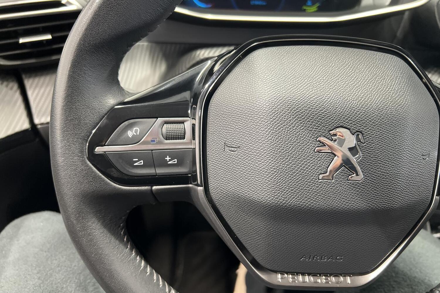 Peugeot e-2008 vaihtoauto