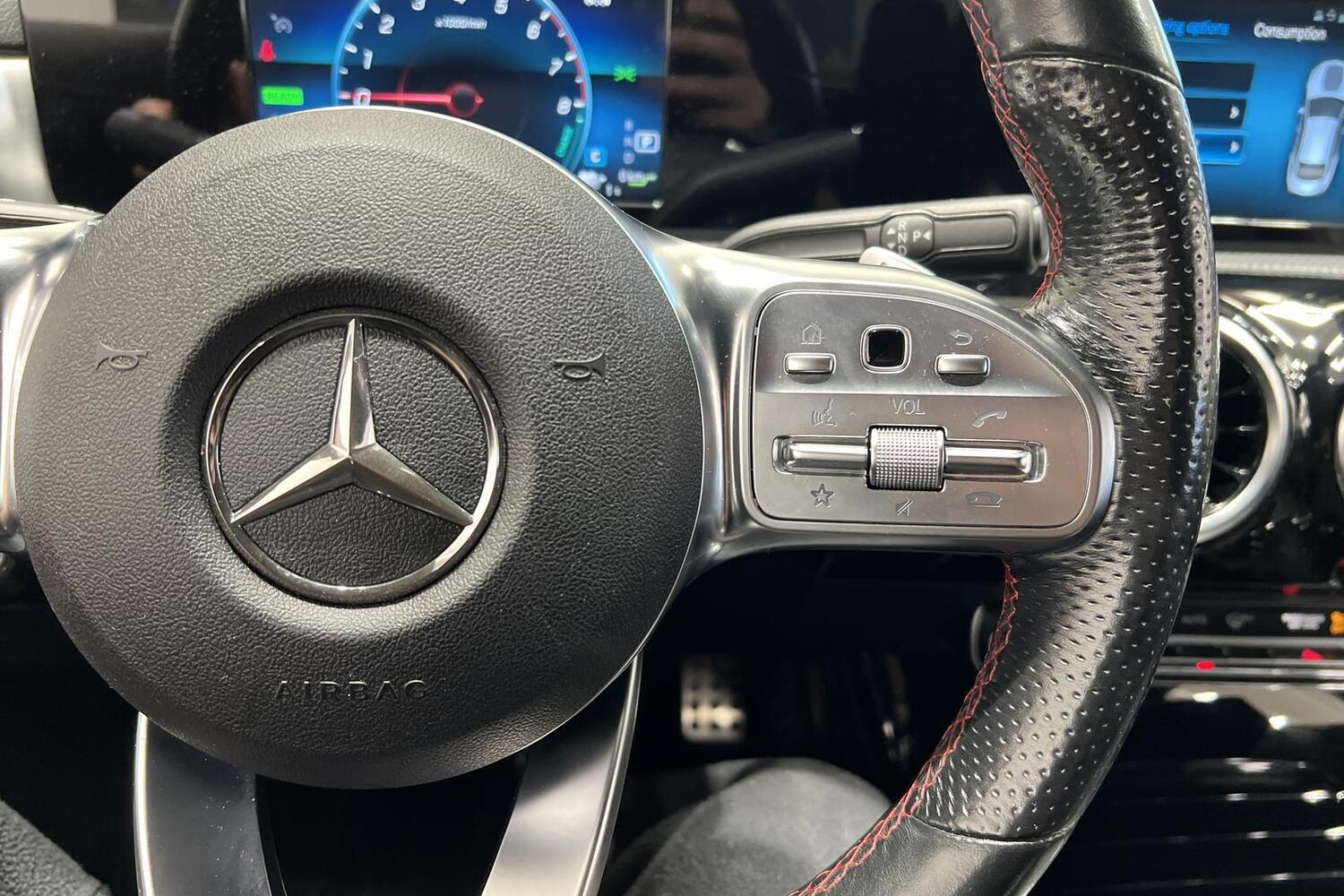 Mercedes-Benz CLA-sarja vaihtoauto