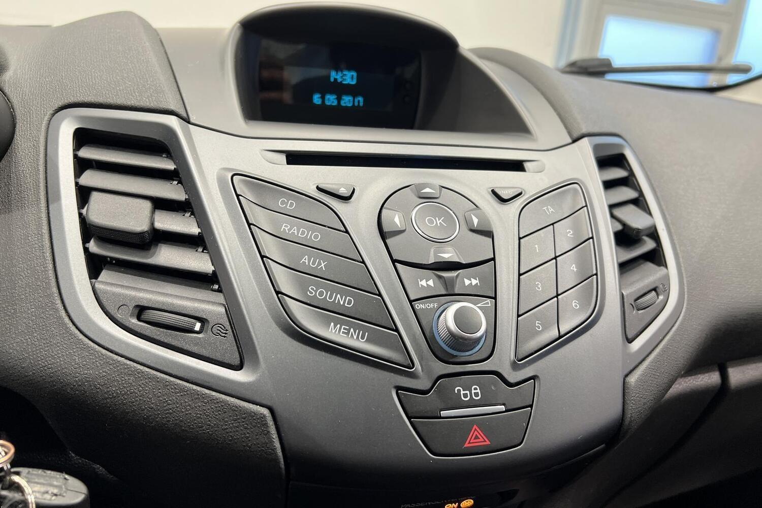 Ford Fiesta vaihtoauto