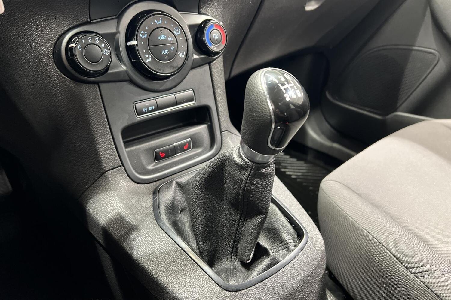 Ford Fiesta vaihtoauto