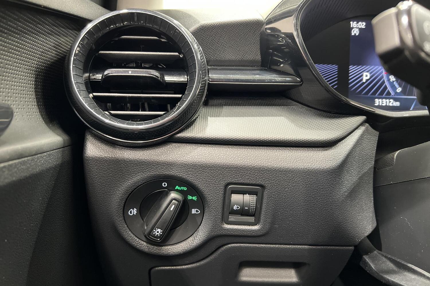 Skoda Fabia vaihtoauto