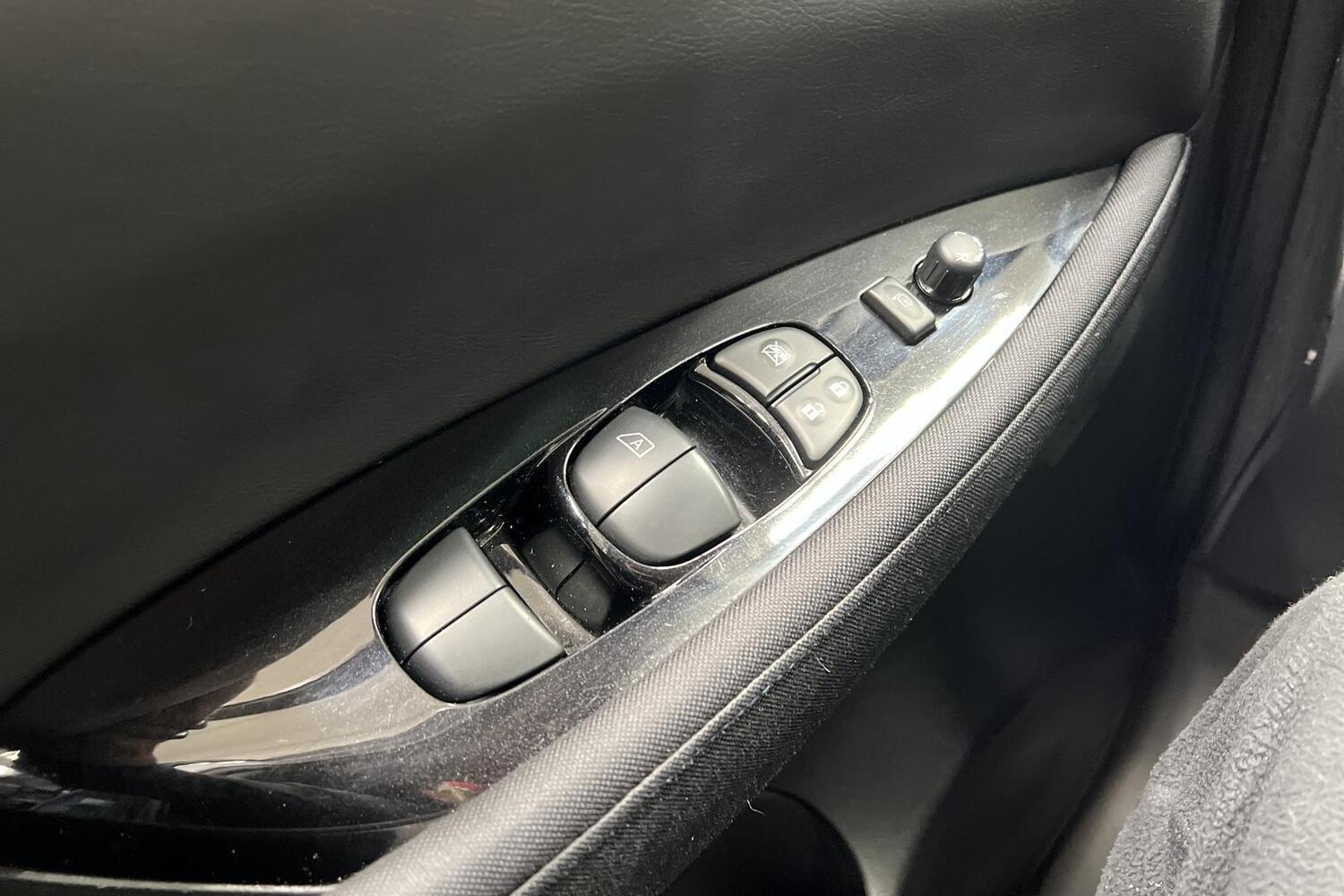 Nissan Leaf vaihtoauto