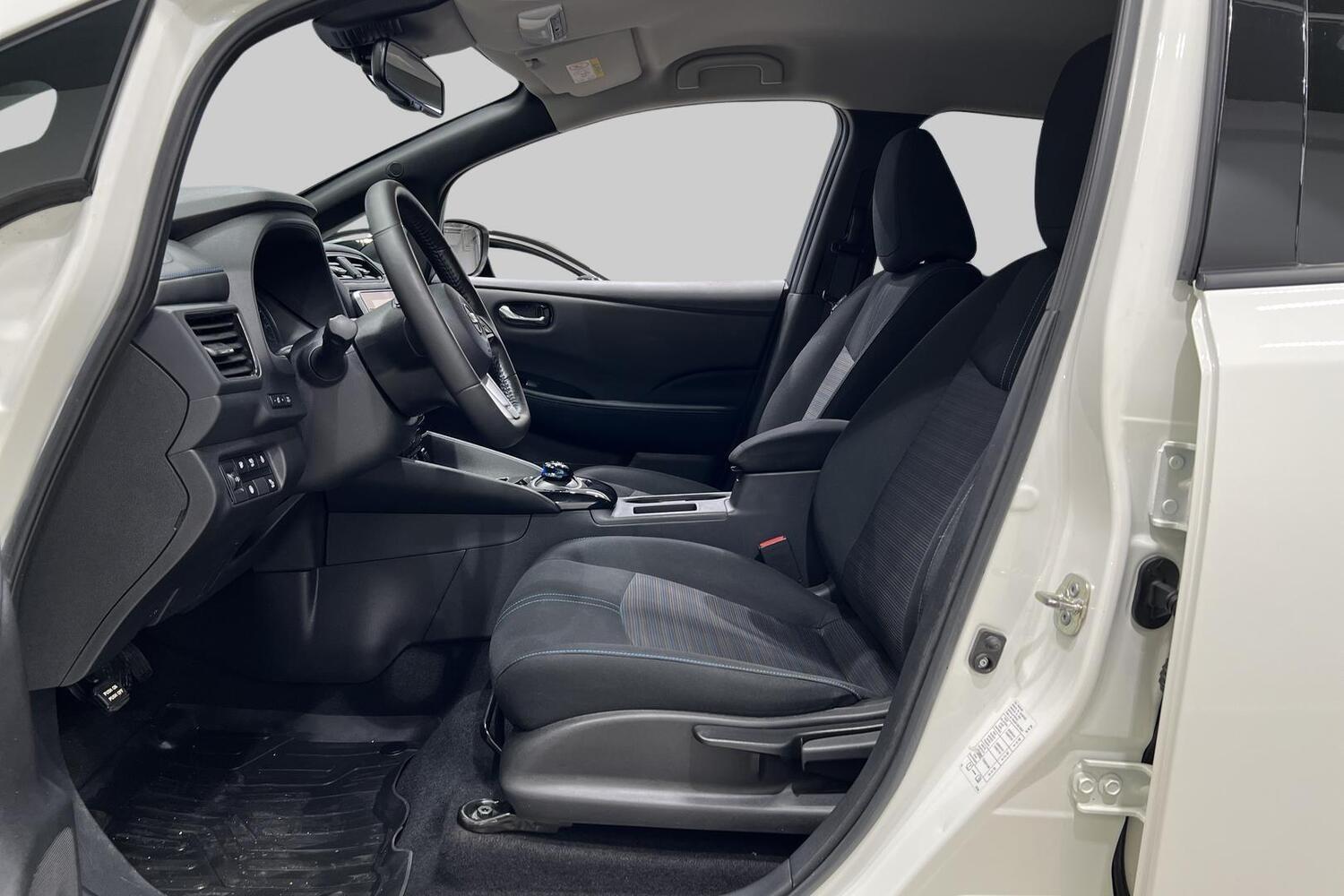 Nissan Leaf vaihtoauto