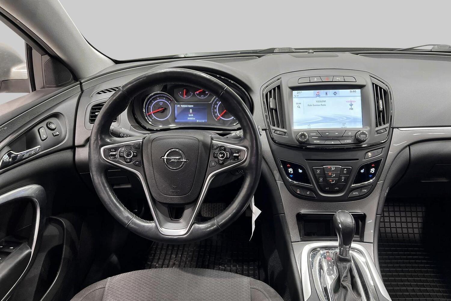 Opel Insignia vaihtoauto