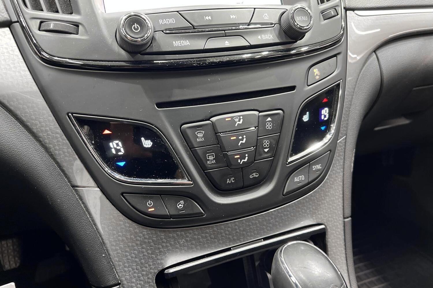Opel Insignia vaihtoauto