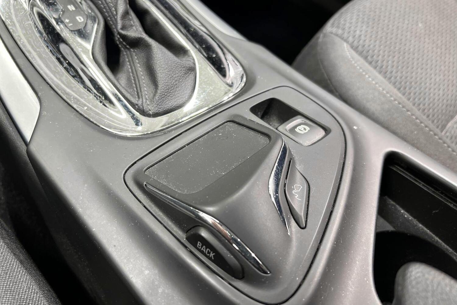 Opel Insignia vaihtoauto
