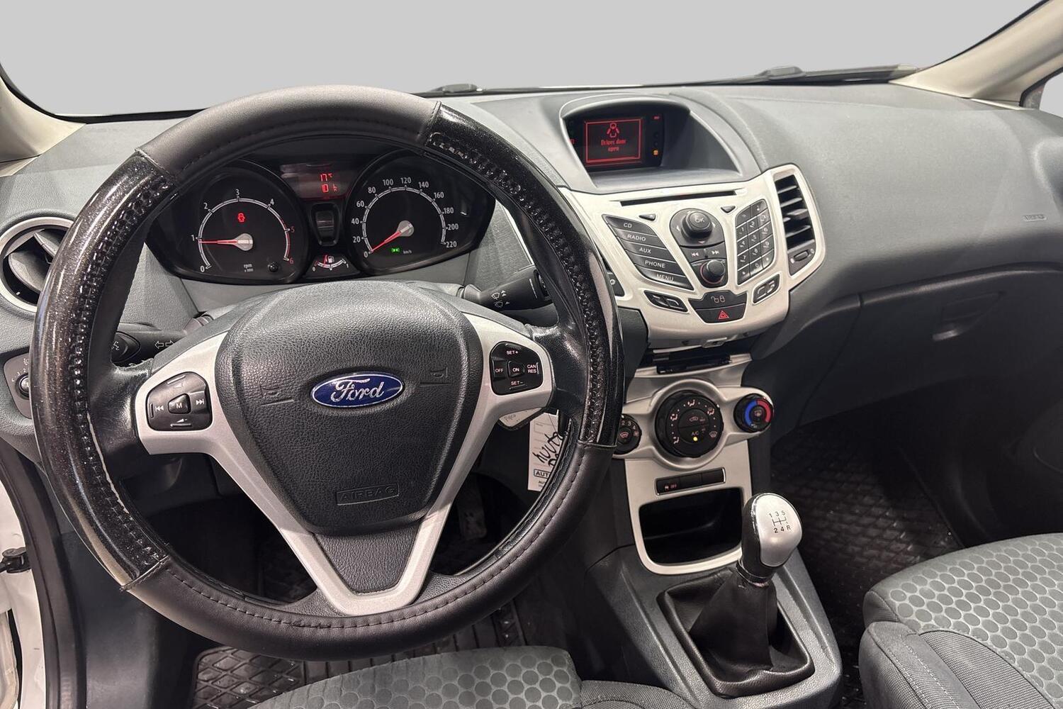 Ford Fiesta vaihtoauto