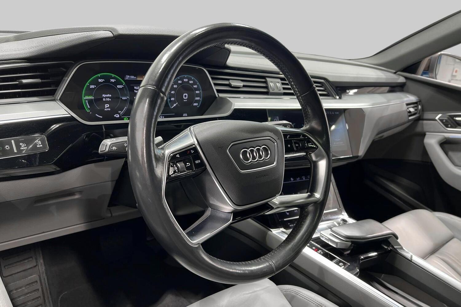 Audi e-tron vaihtoauto