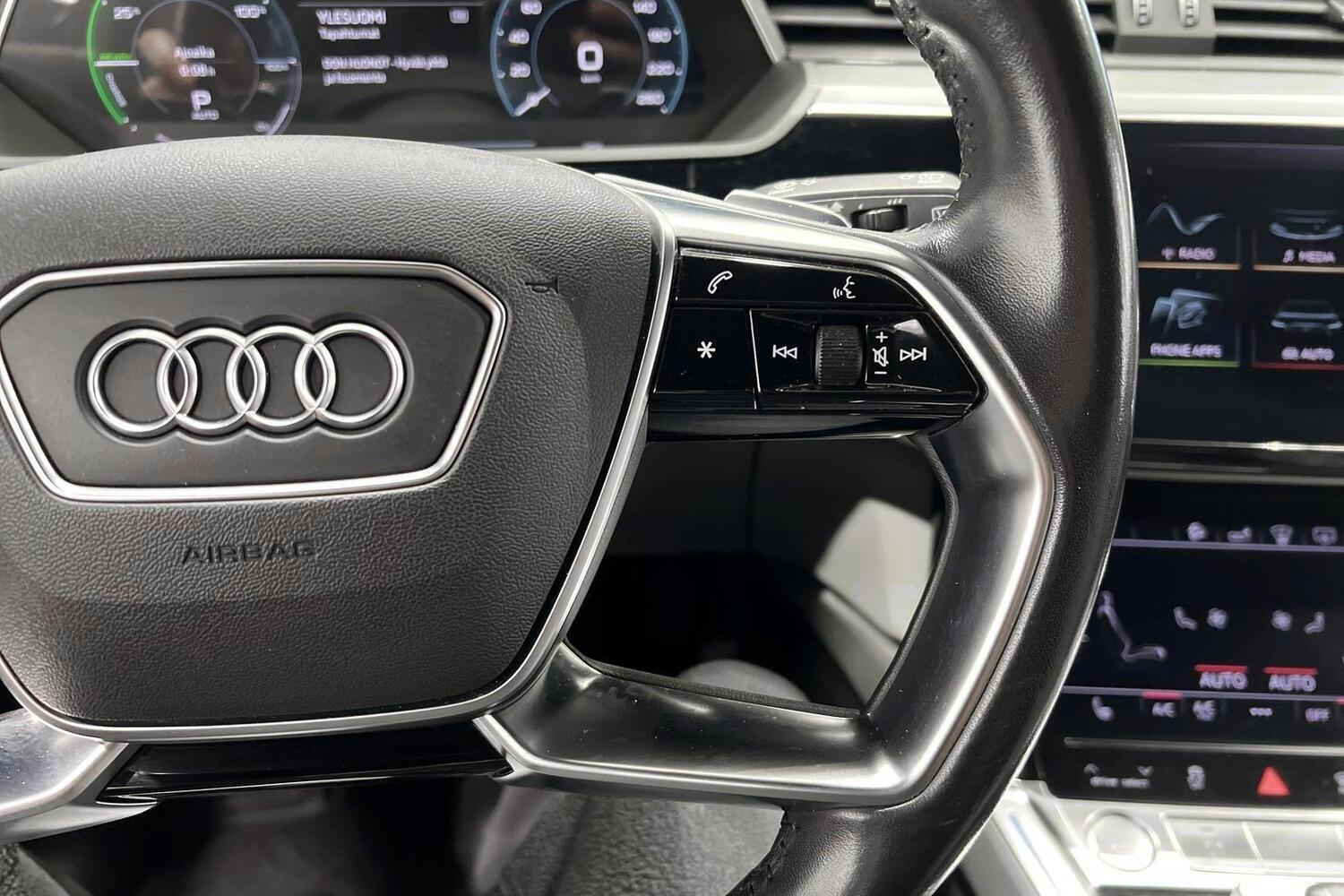 Audi e-tron vaihtoauto