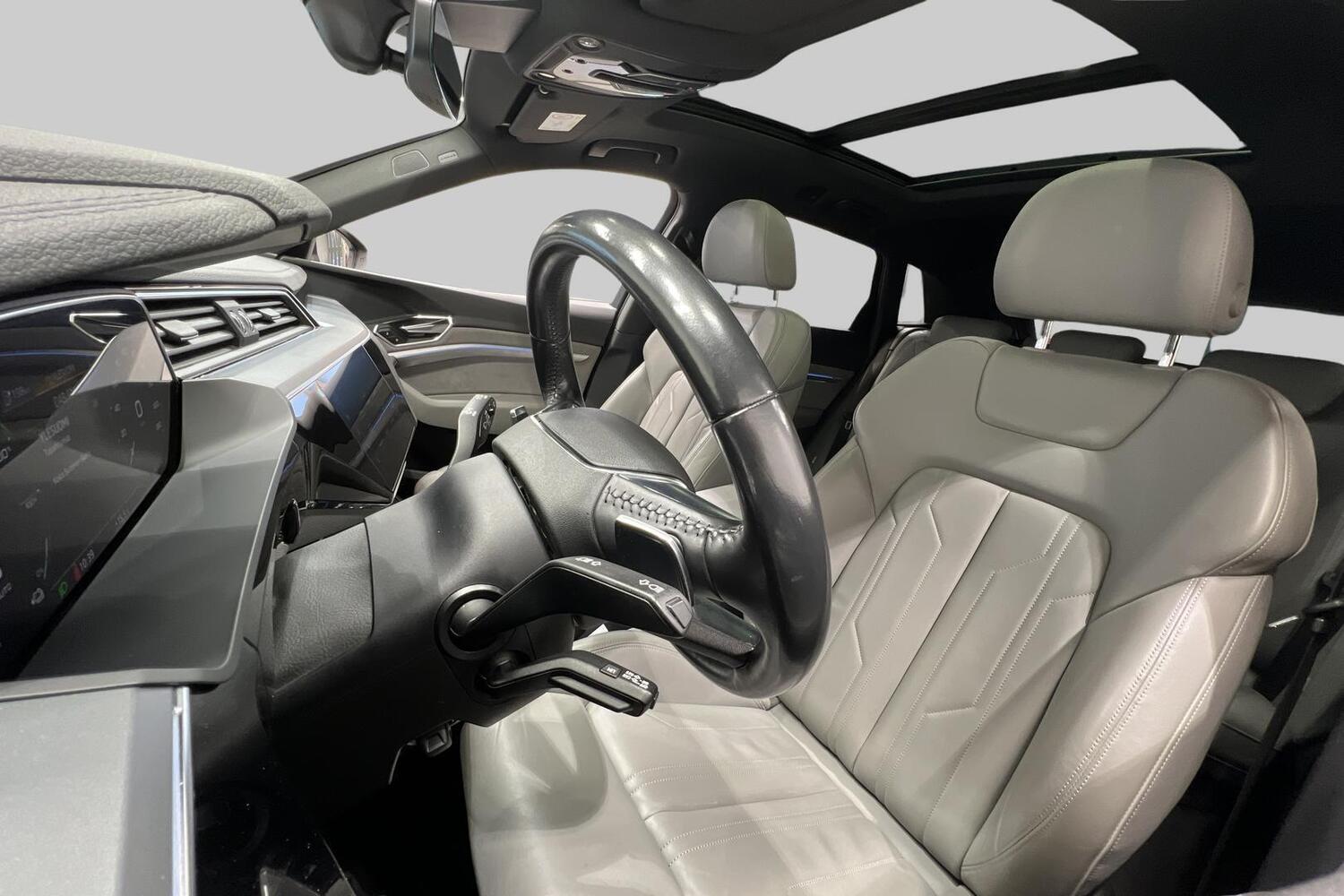 Audi e-tron vaihtoauto