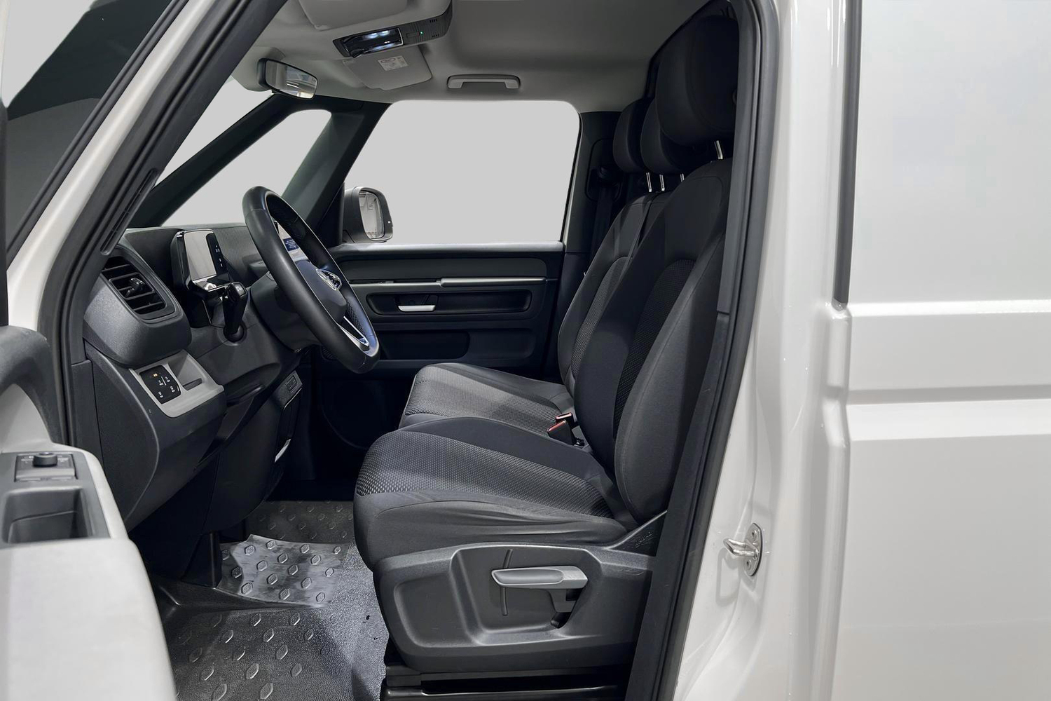 Volkswagen ID. Buzz Cargo vaihtoauto