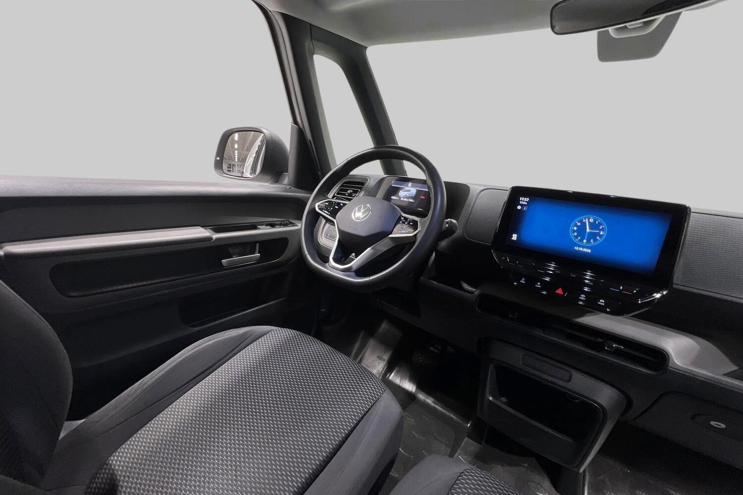 Volkswagen ID. Buzz Cargo vaihtoauto