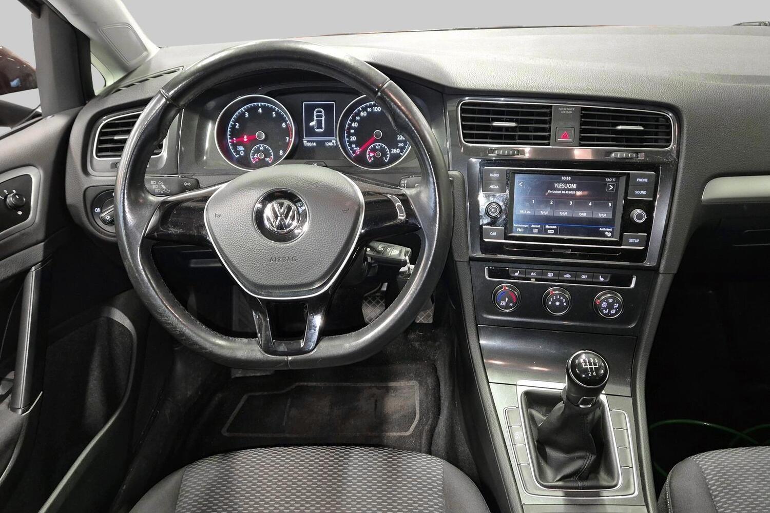Volkswagen Golf vaihtoauto