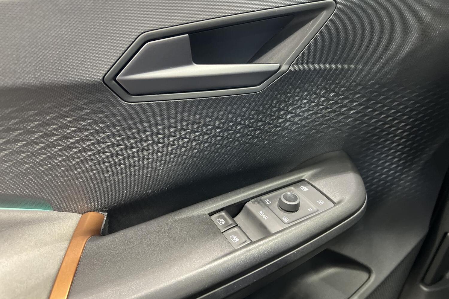 Cupra Born vaihtoauto
