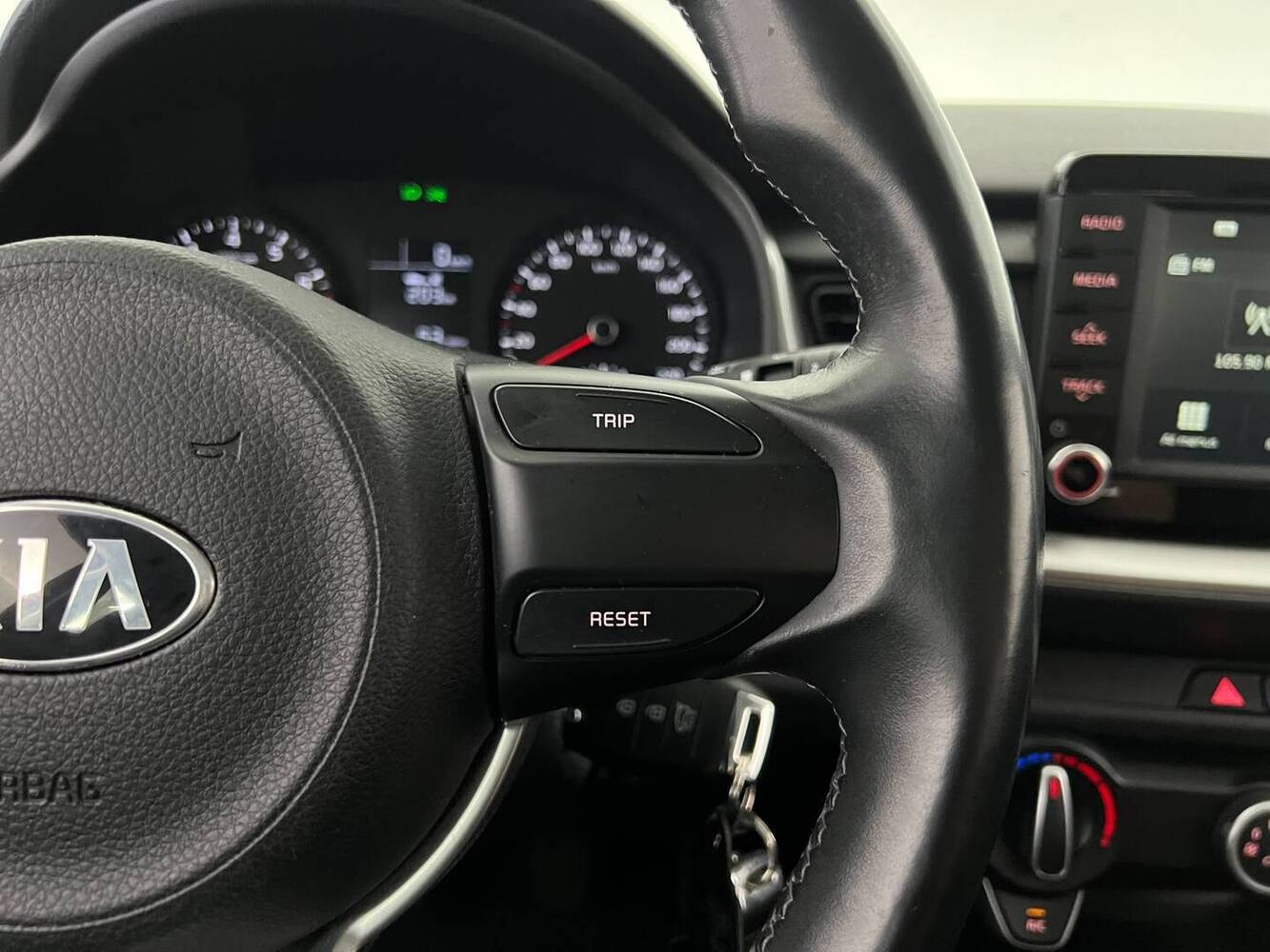 Kia Stonic vaihtoauto