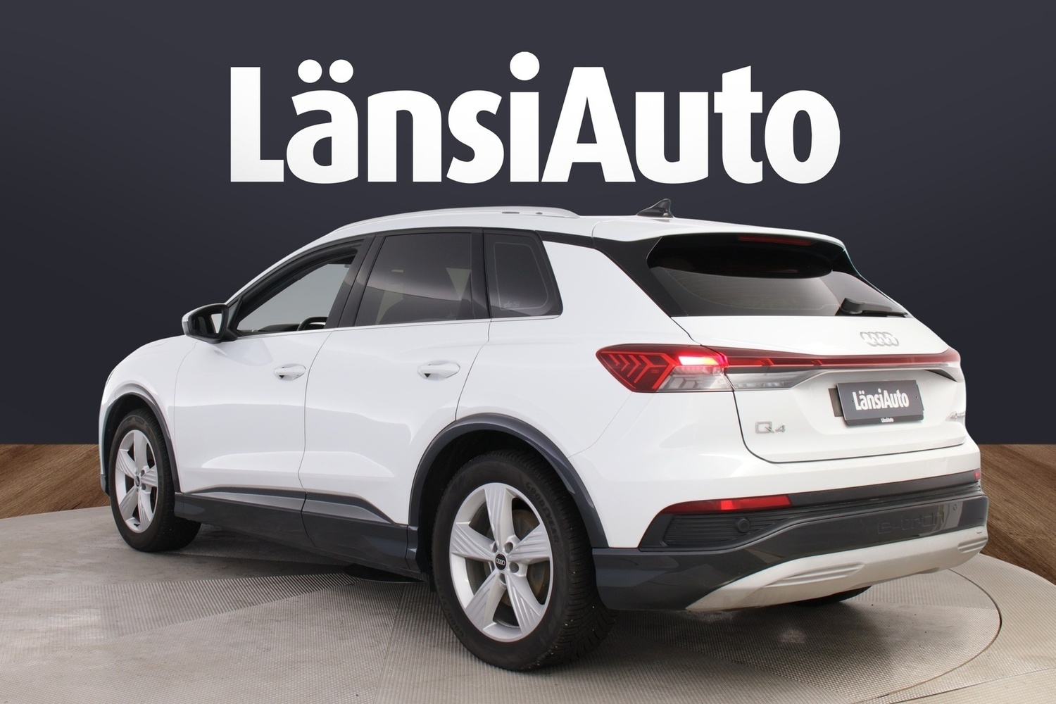 Audi Q4 e-tron vaihtoauto
