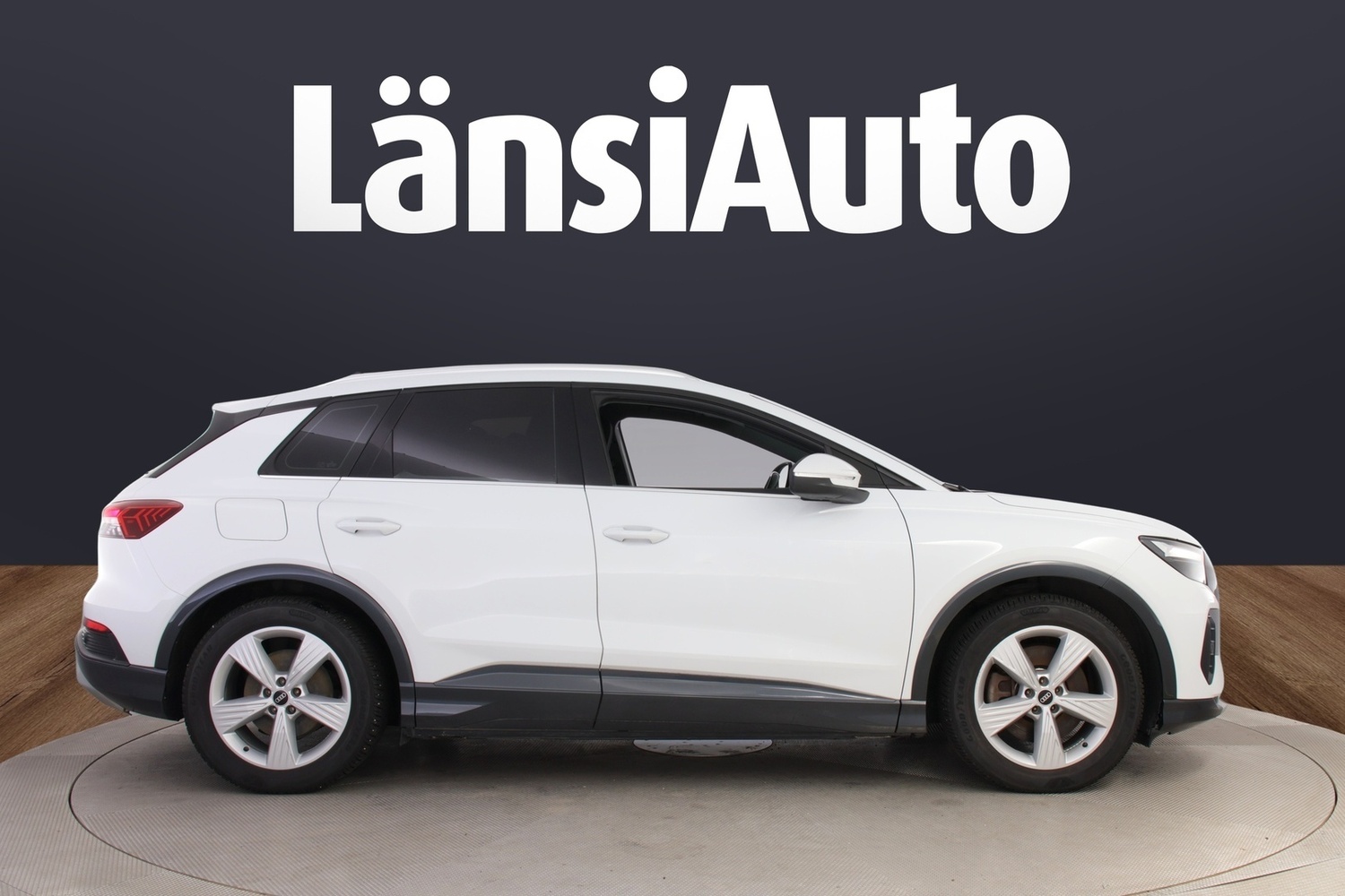 Audi Q4 e-tron vaihtoauto