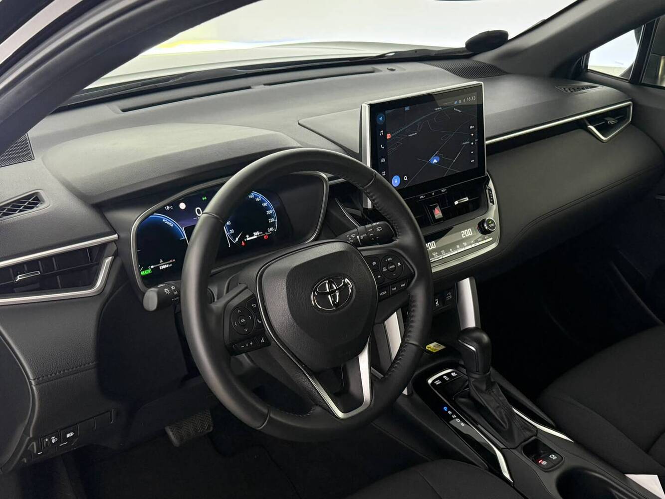Toyota Corolla Cross vaihtoauto