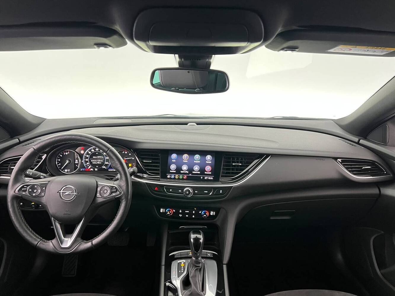 Opel Insignia vaihtoauto