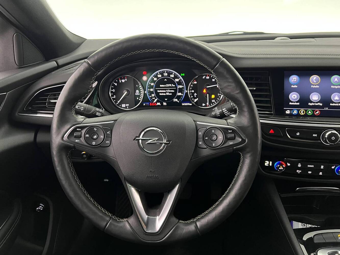 Opel Insignia vaihtoauto