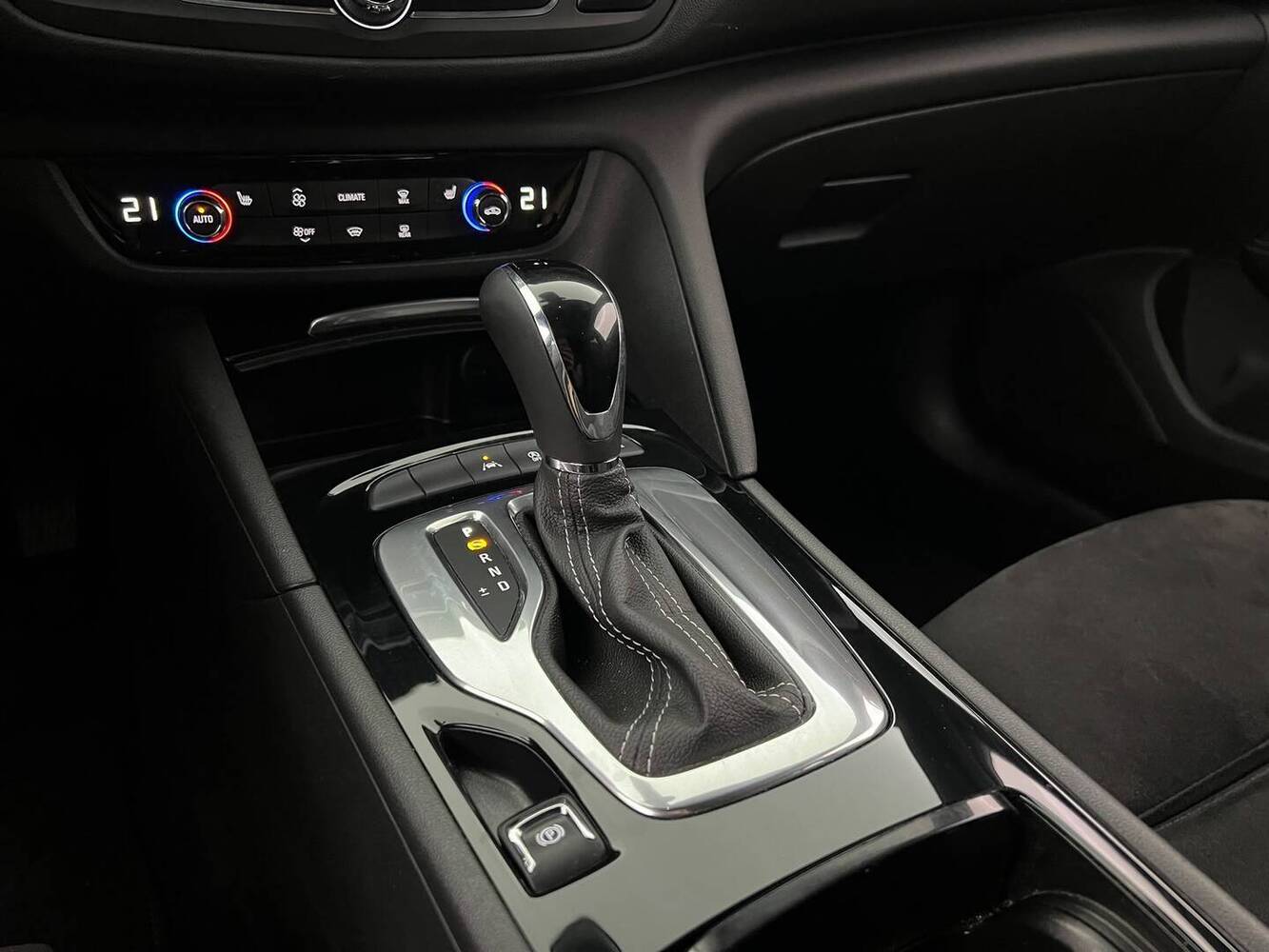Opel Insignia vaihtoauto