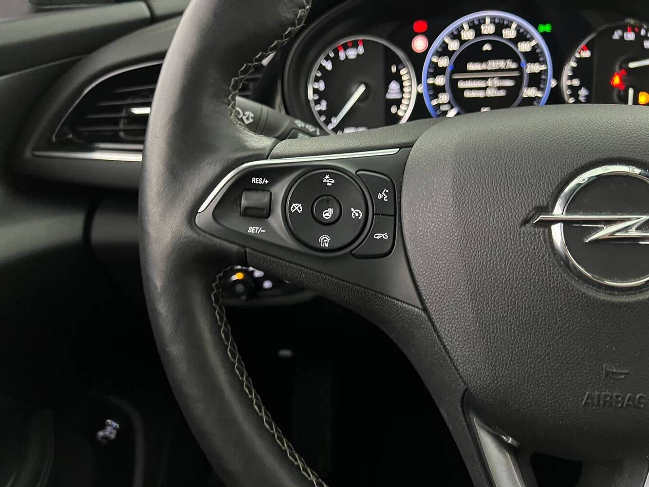 Opel Insignia vaihtoauto