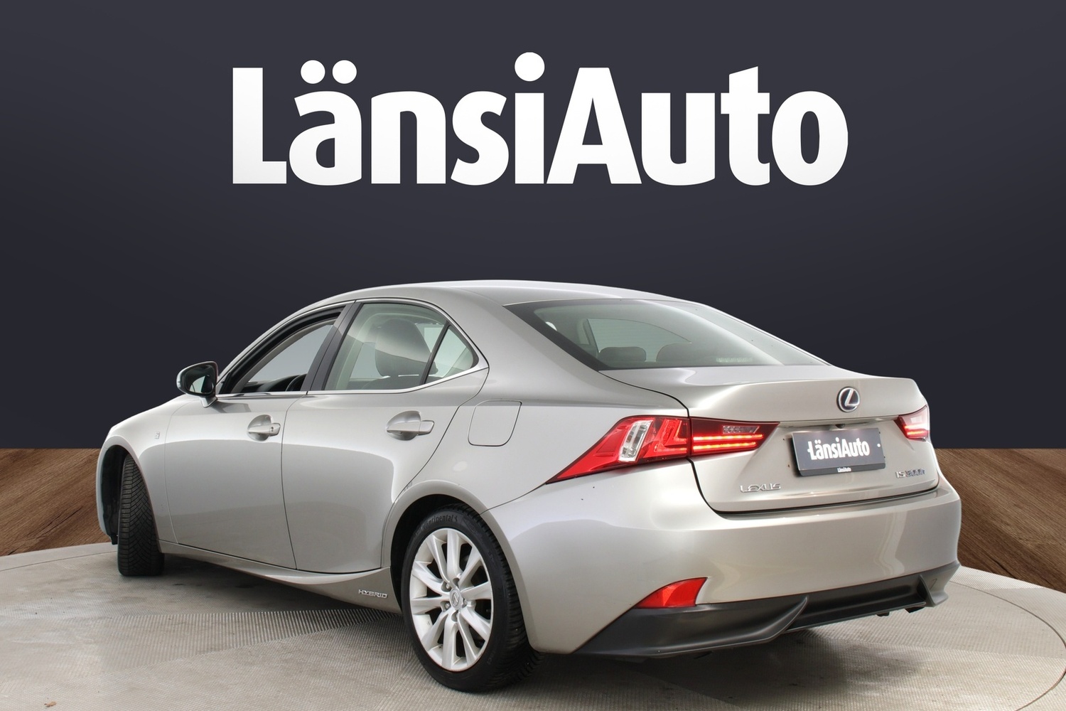 Lexus IS vaihtoauto