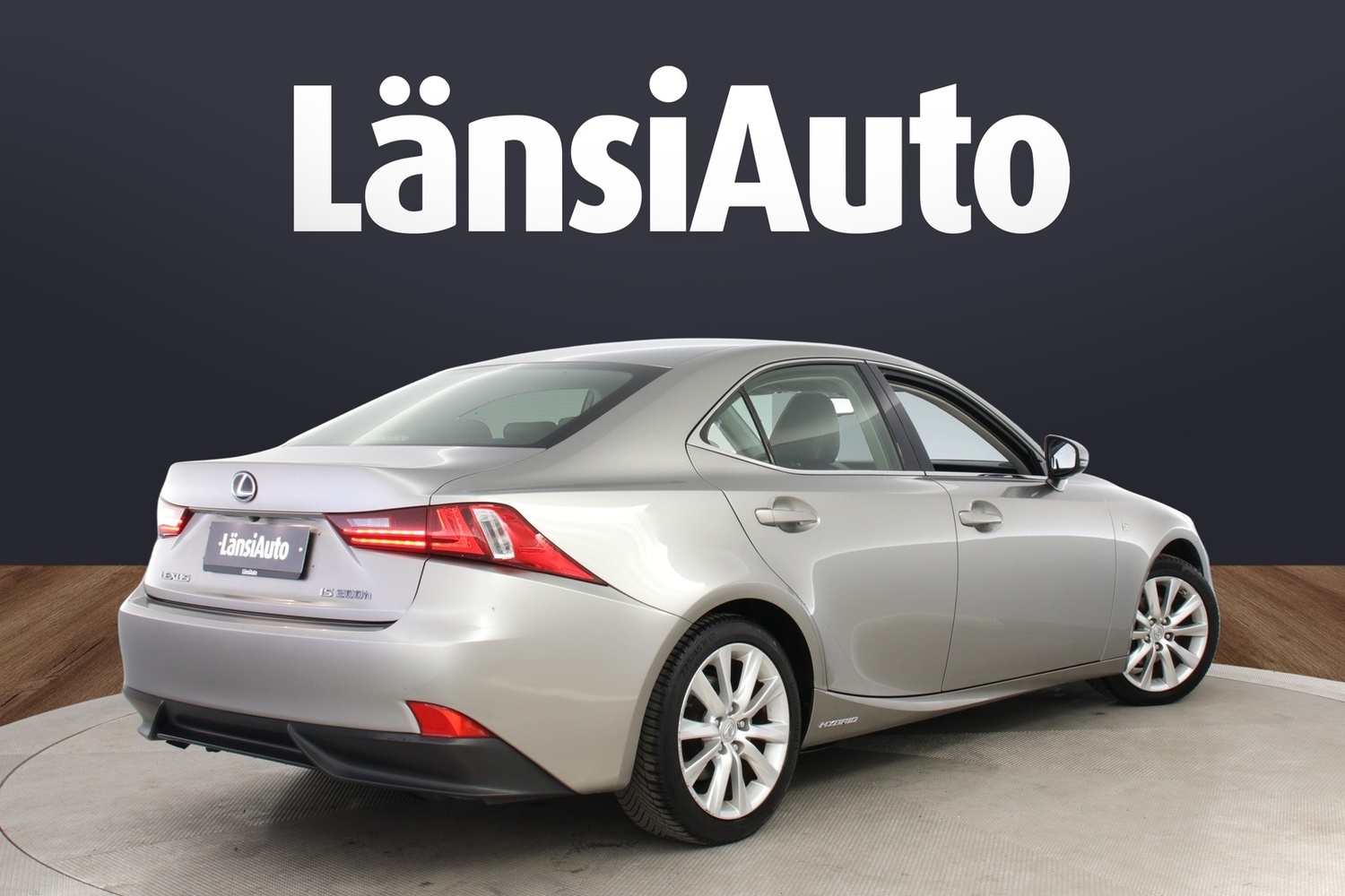 Lexus IS vaihtoauto