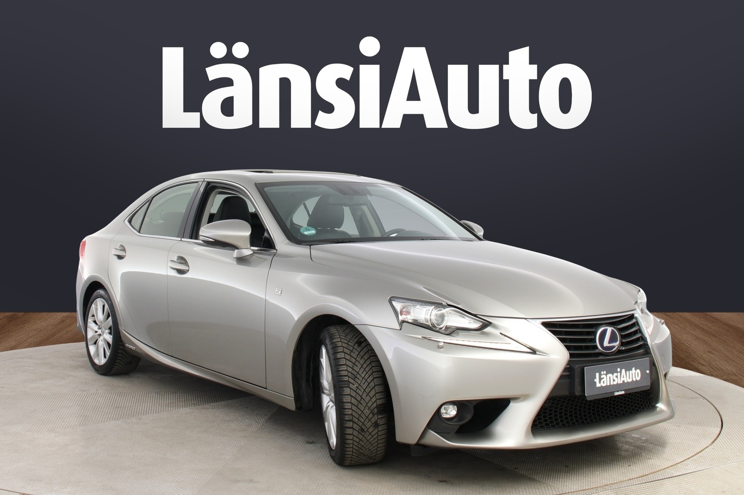 Lexus IS vaihtoauto