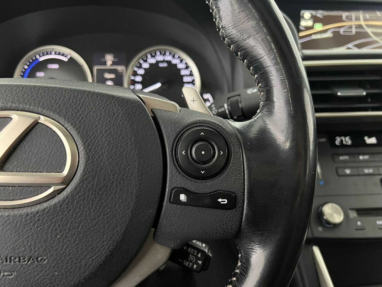 Lexus IS vaihtoauto