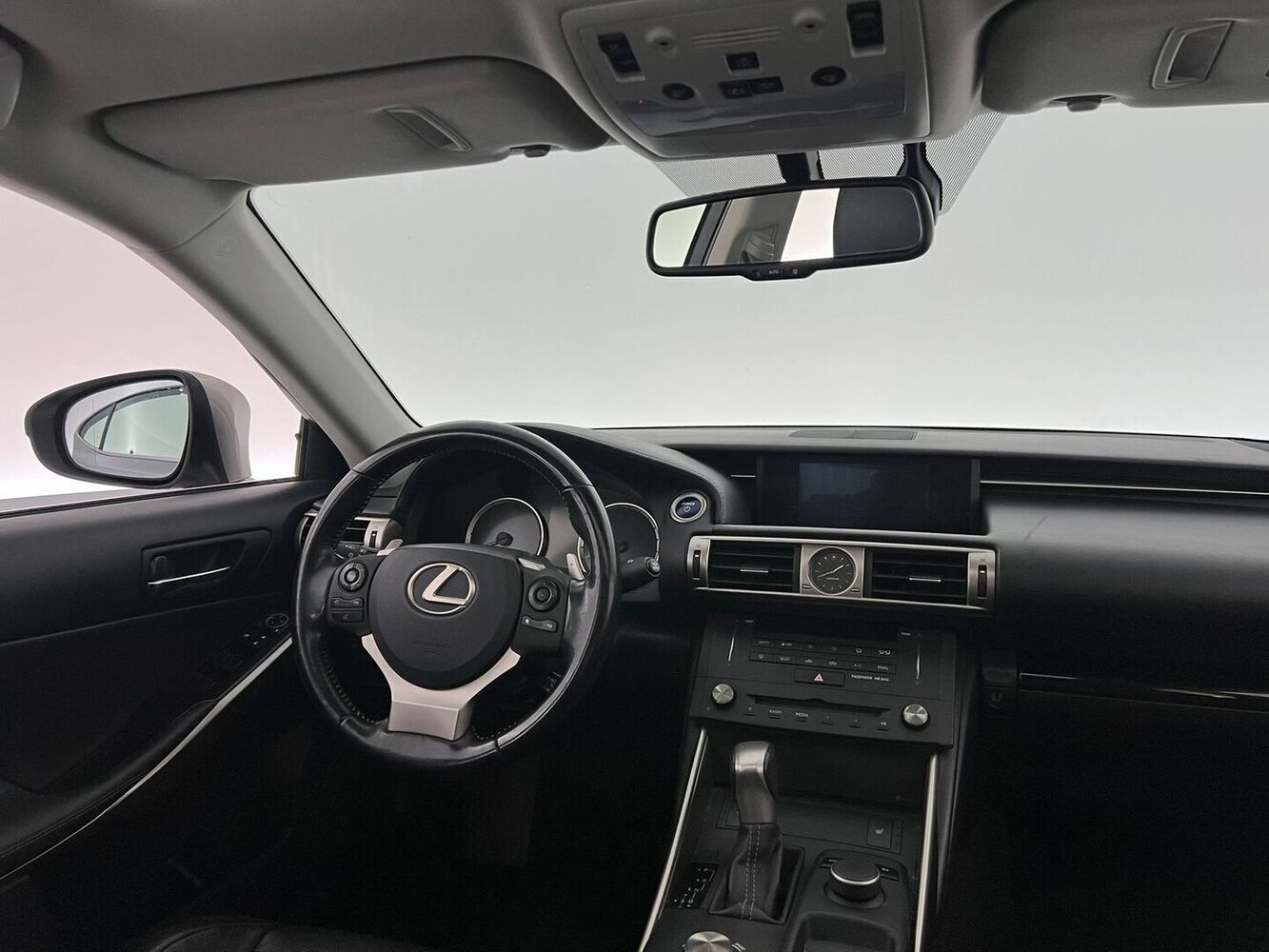 Lexus IS vaihtoauto