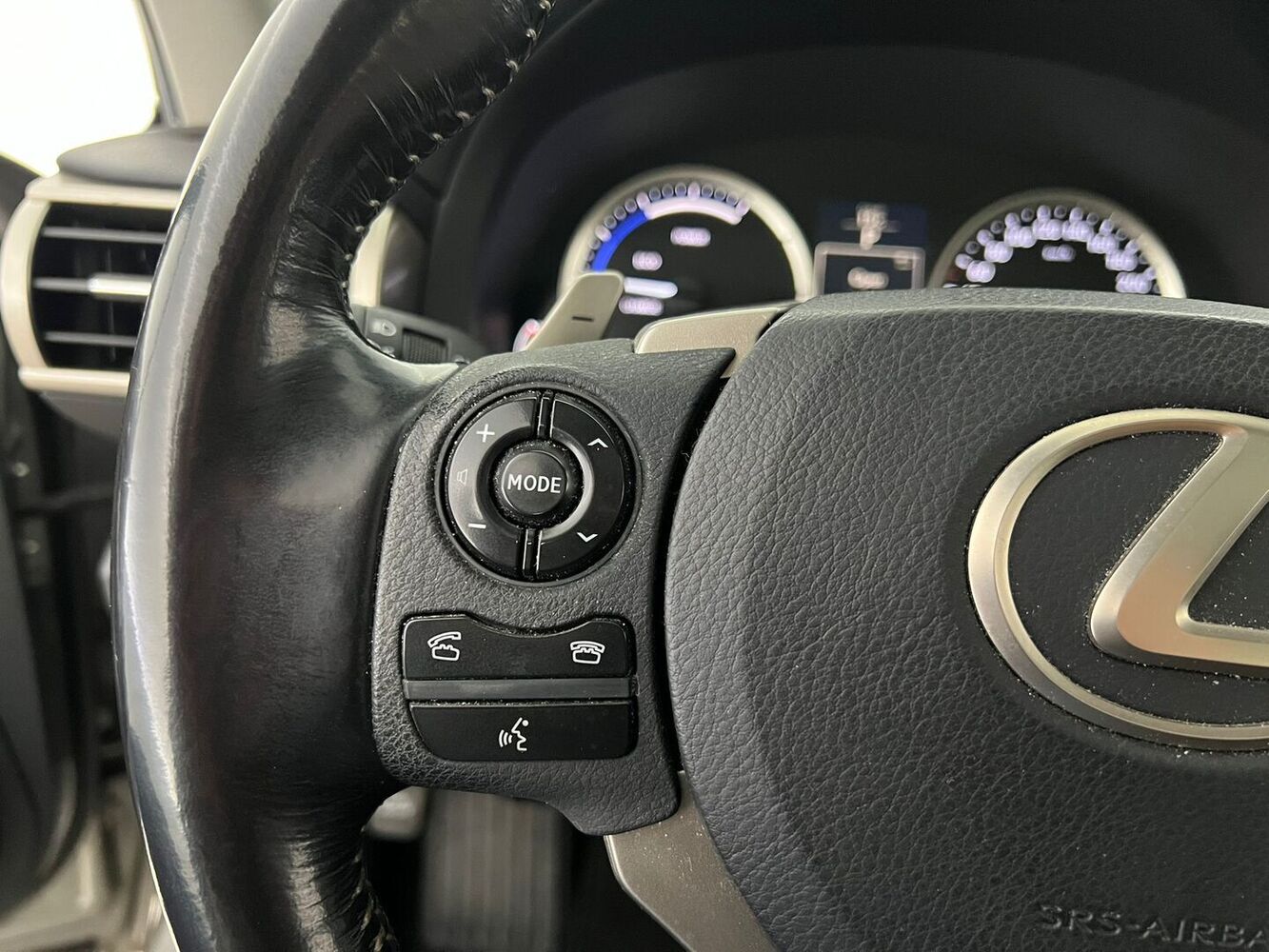 Lexus IS vaihtoauto