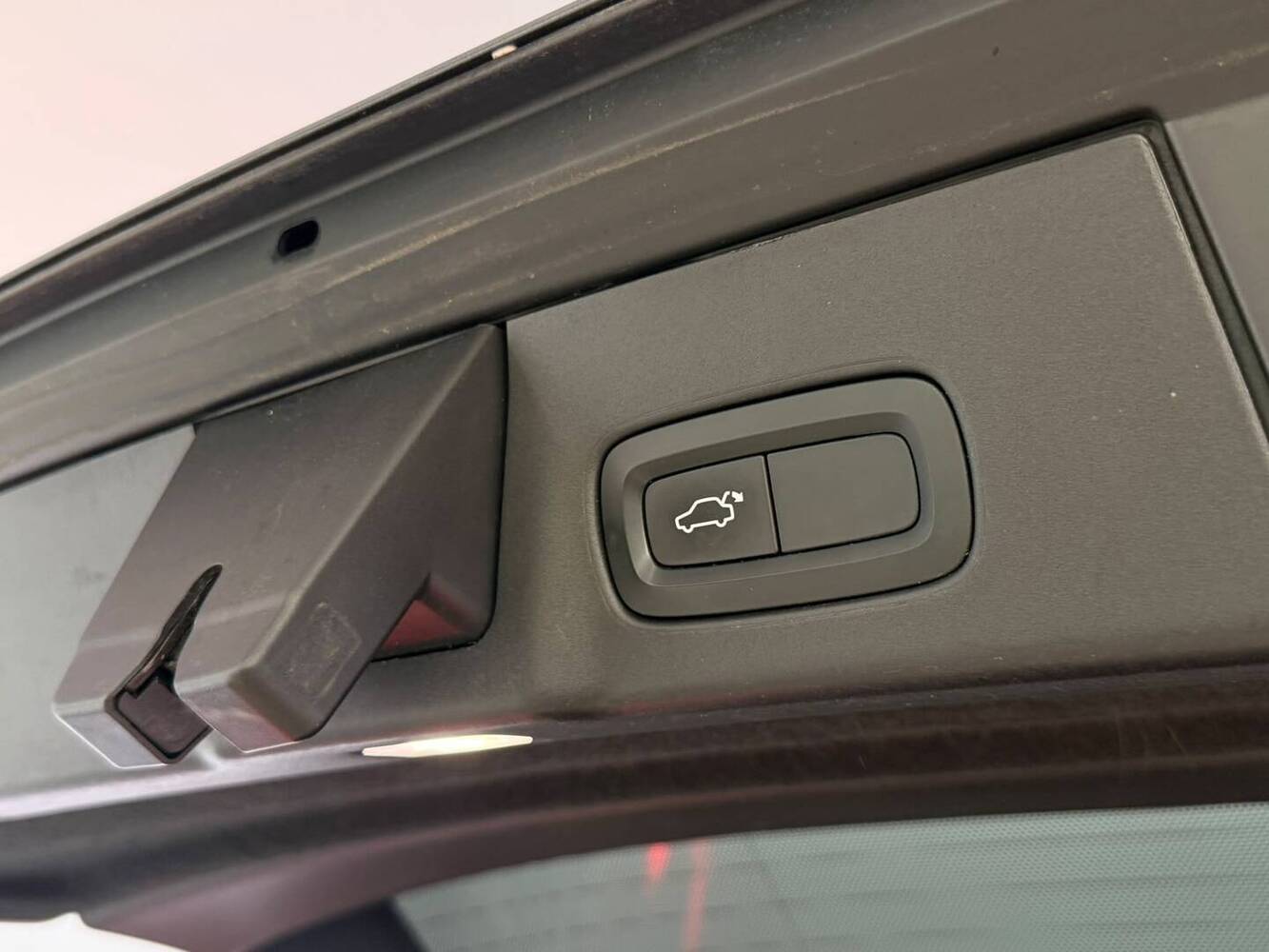 Volvo V90 Cross Country vaihtoauto