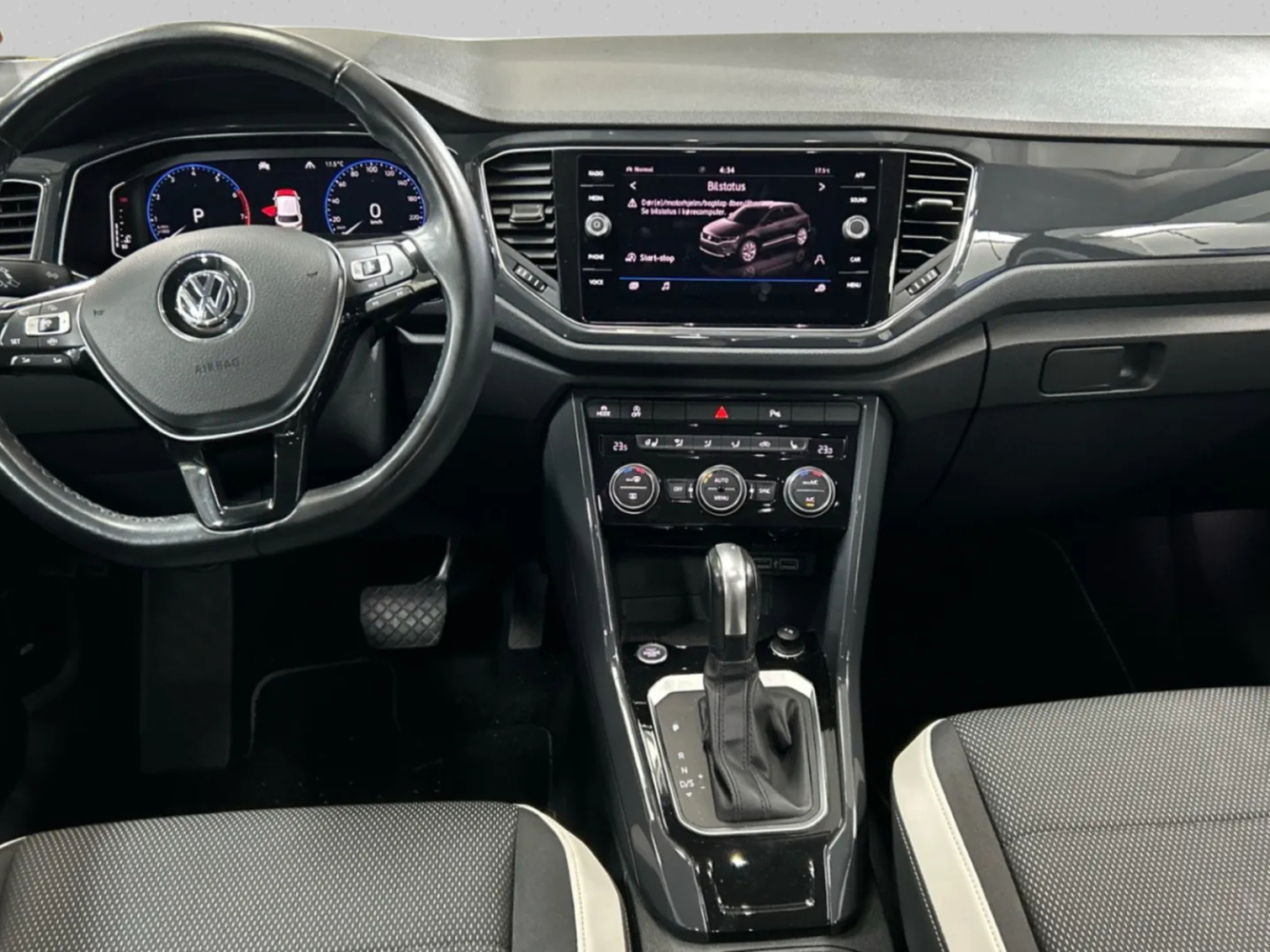 Volkswagen T-Roc vaihtoauto