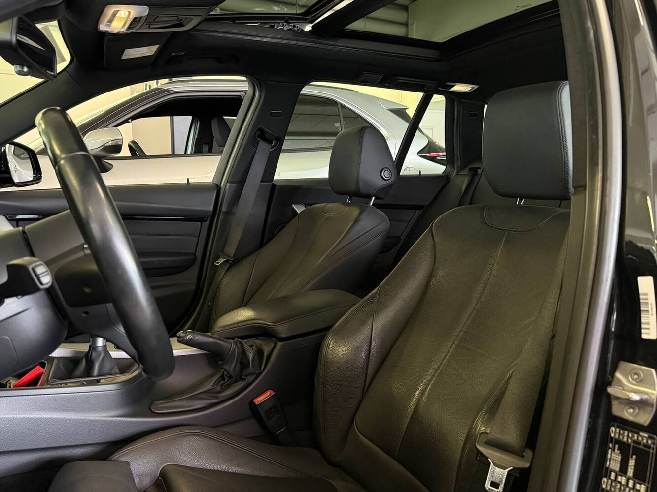 BMW 320 vaihtoauto