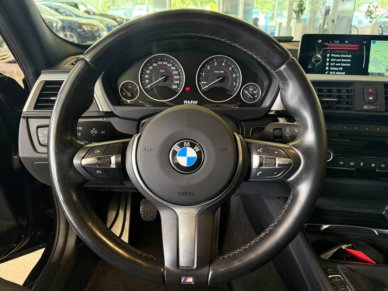 BMW 320 vaihtoauto