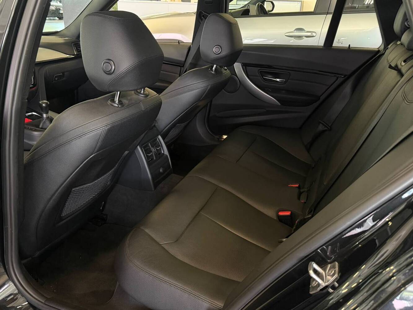 BMW 320 vaihtoauto