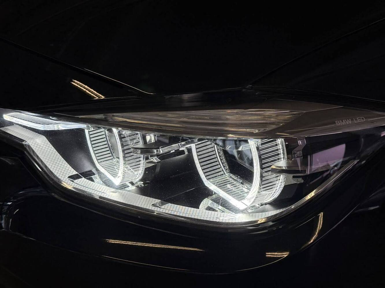 BMW 320 vaihtoauto