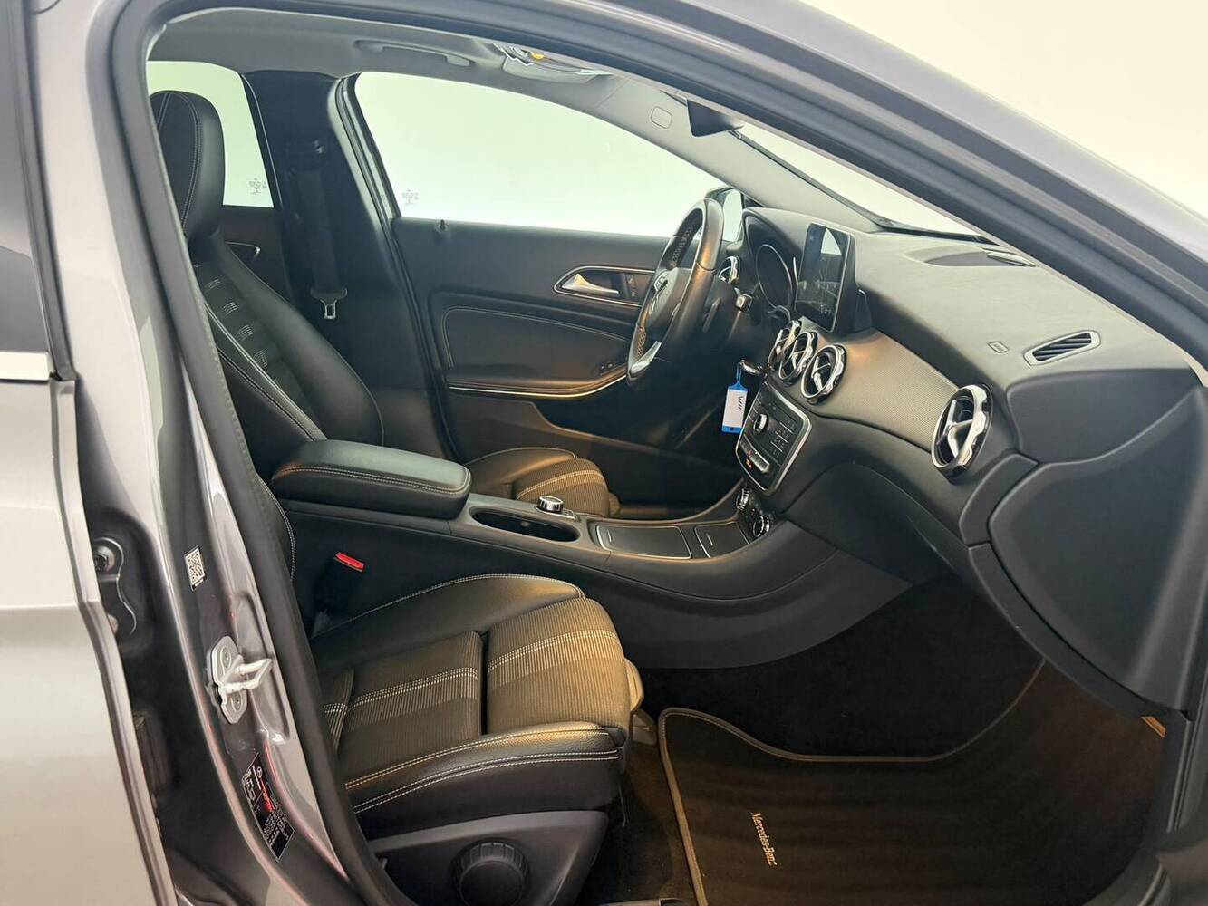 Mercedes-Benz GLA vaihtoauto