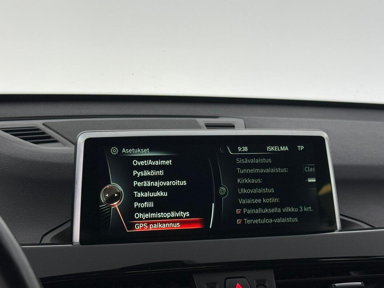 BMW X1 vaihtoauto