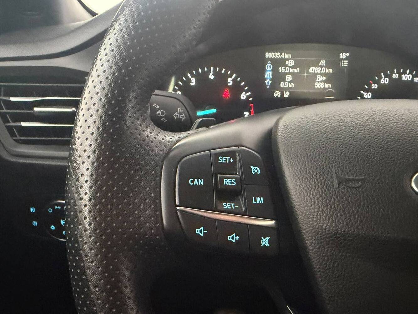 Ford Focus vaihtoauto