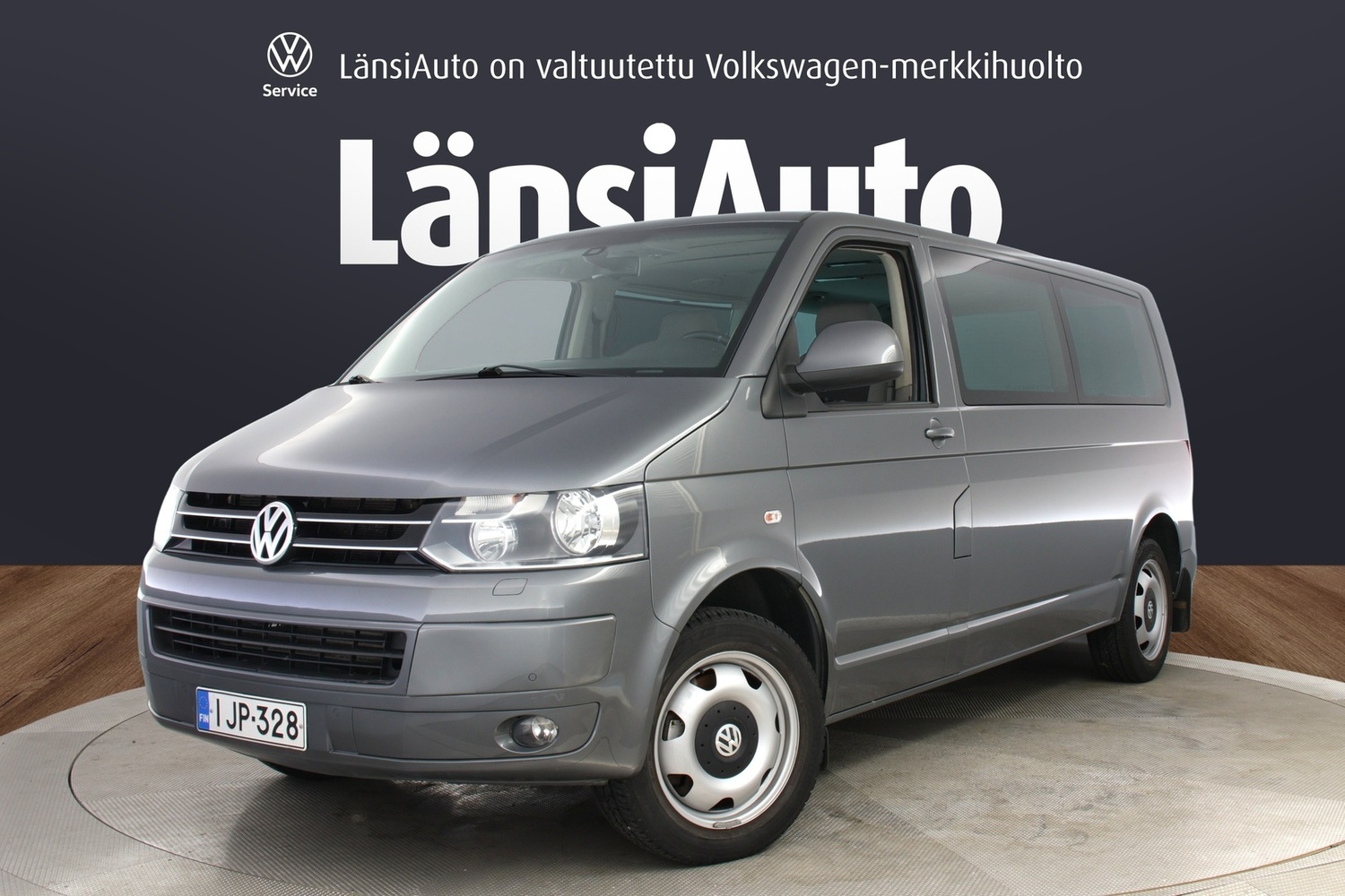 Volkswagen Caravelle vaihtoauto