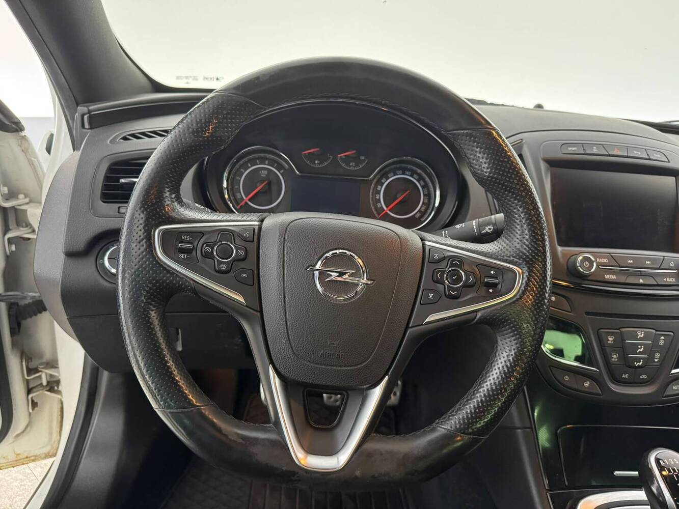 Opel Insignia vaihtoauto