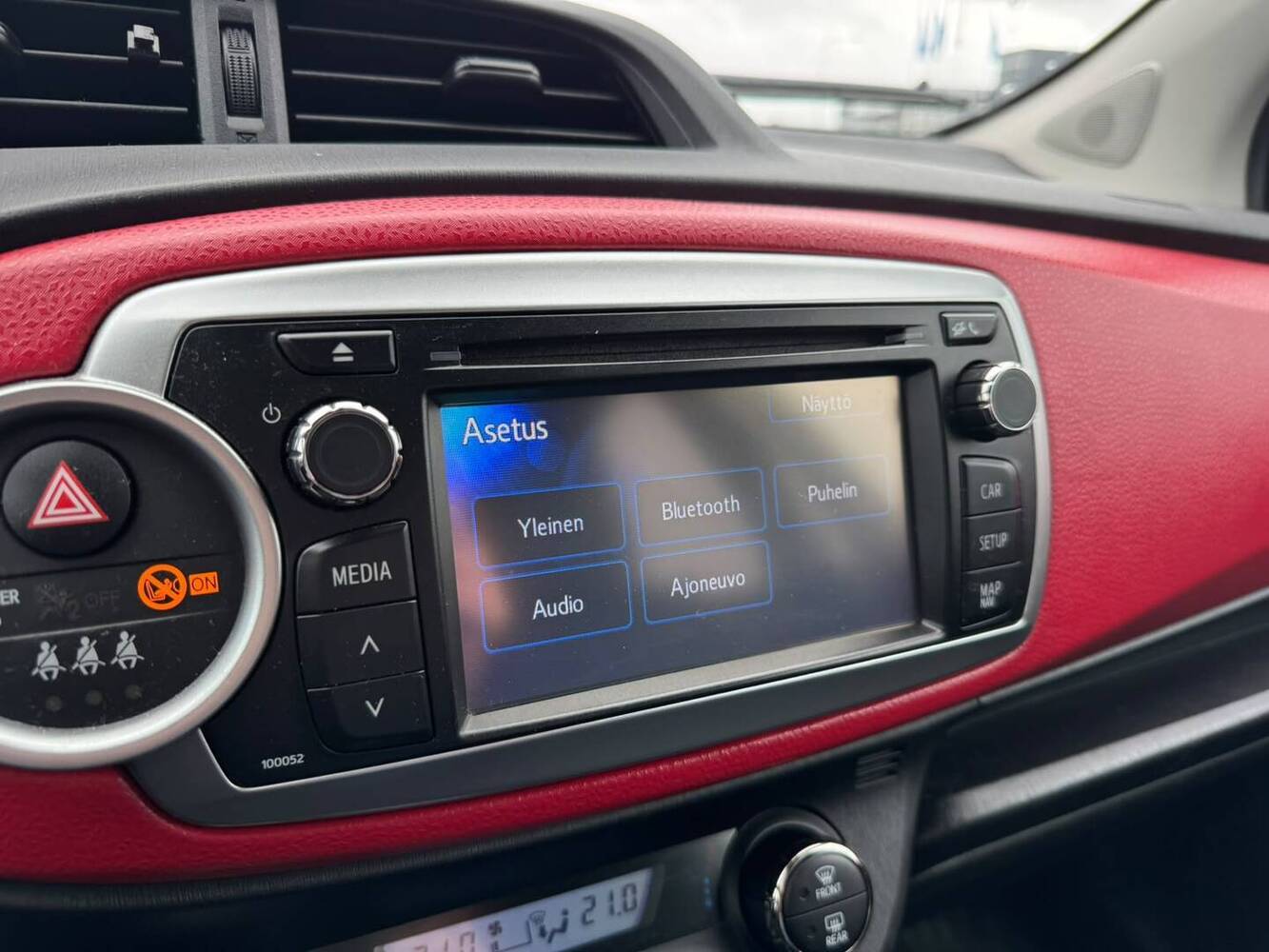 Toyota Yaris vaihtoauto