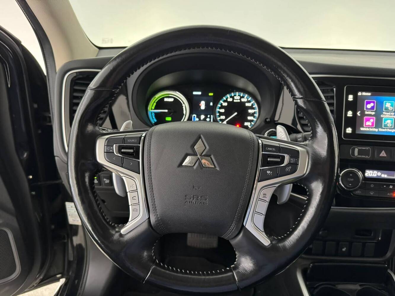 Mitsubishi Outlander PHEV vaihtoauto