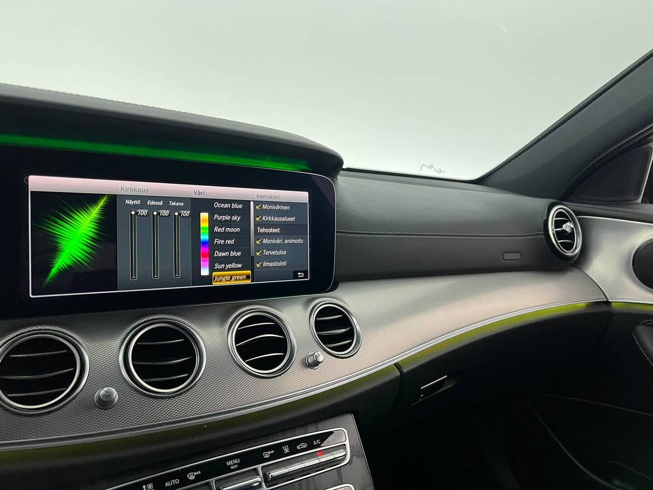 Mercedes-Benz E vaihtoauto