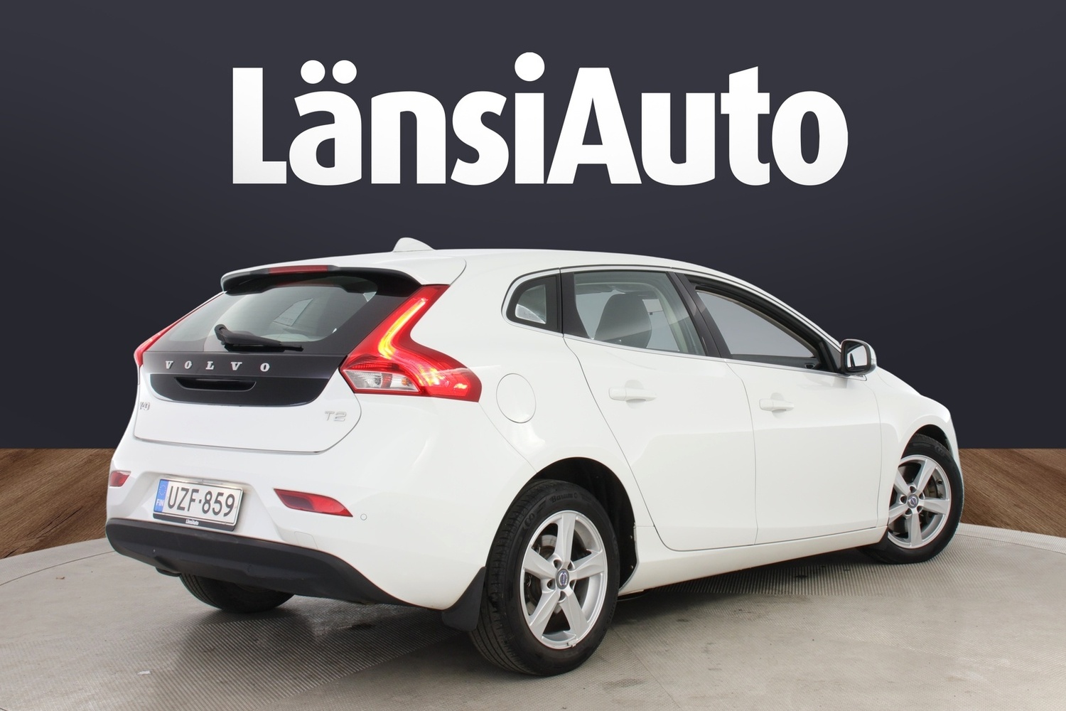 Volvo V40 vaihtoauto