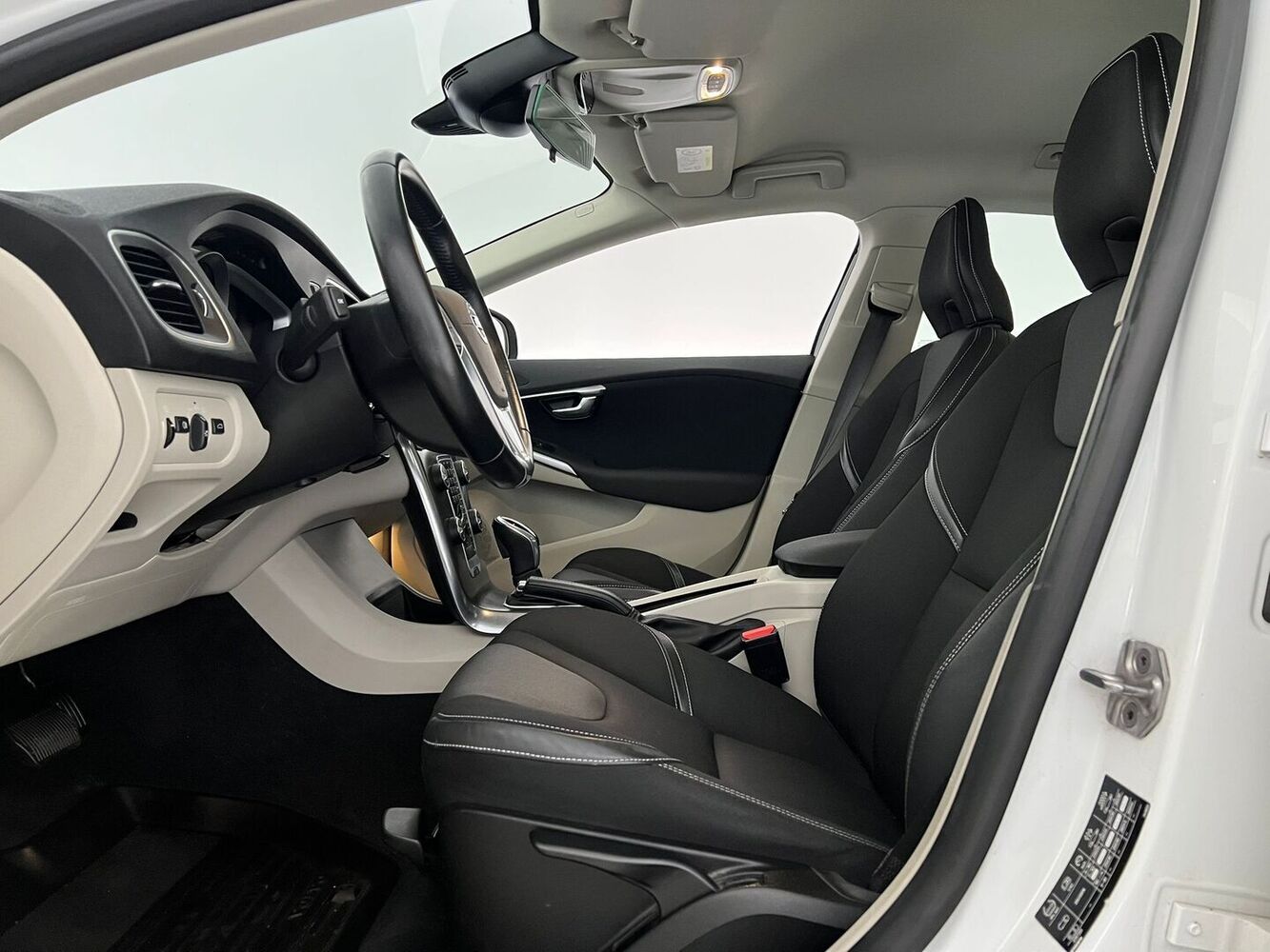 Volvo V40 vaihtoauto