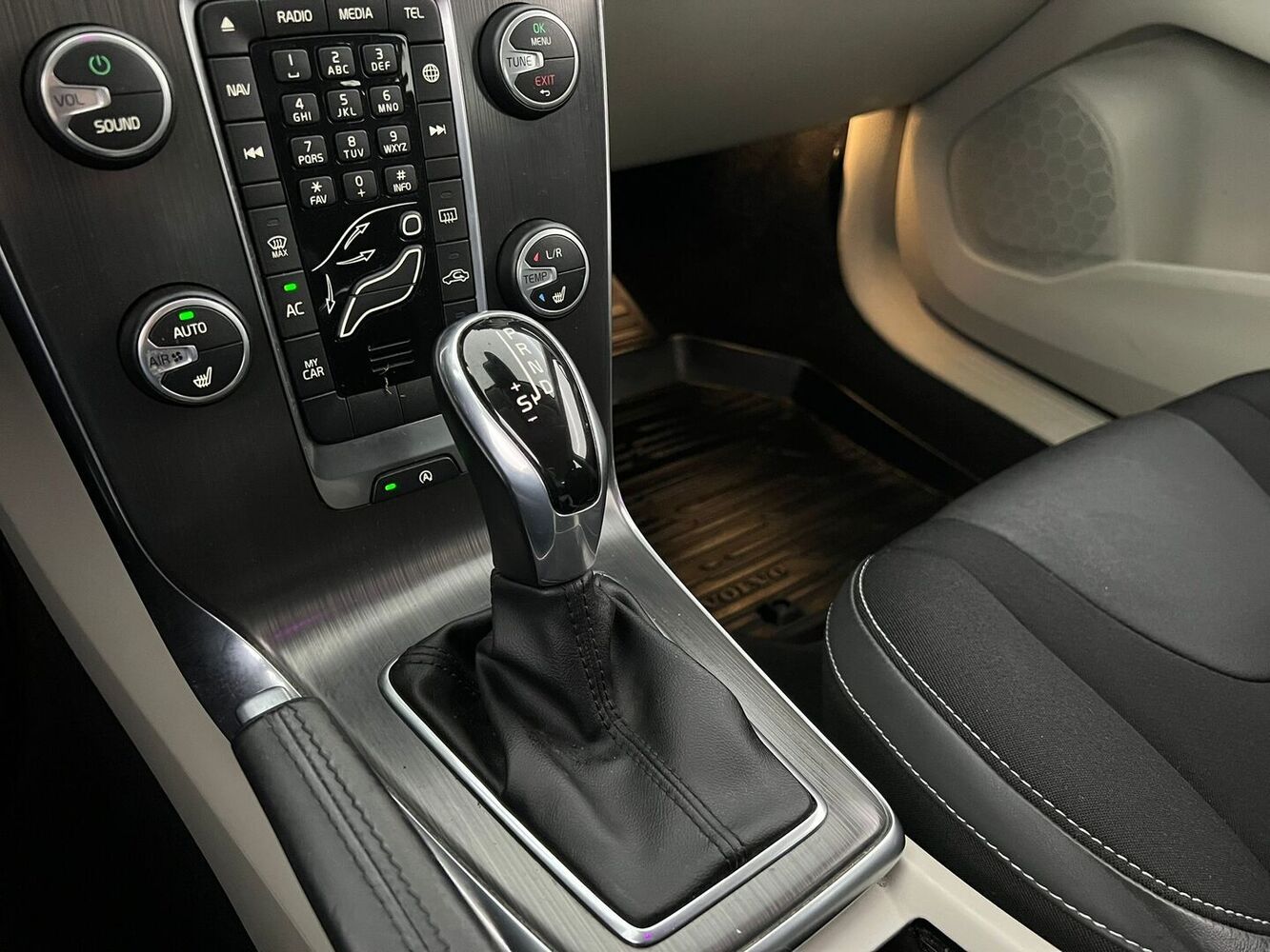 Volvo V40 vaihtoauto