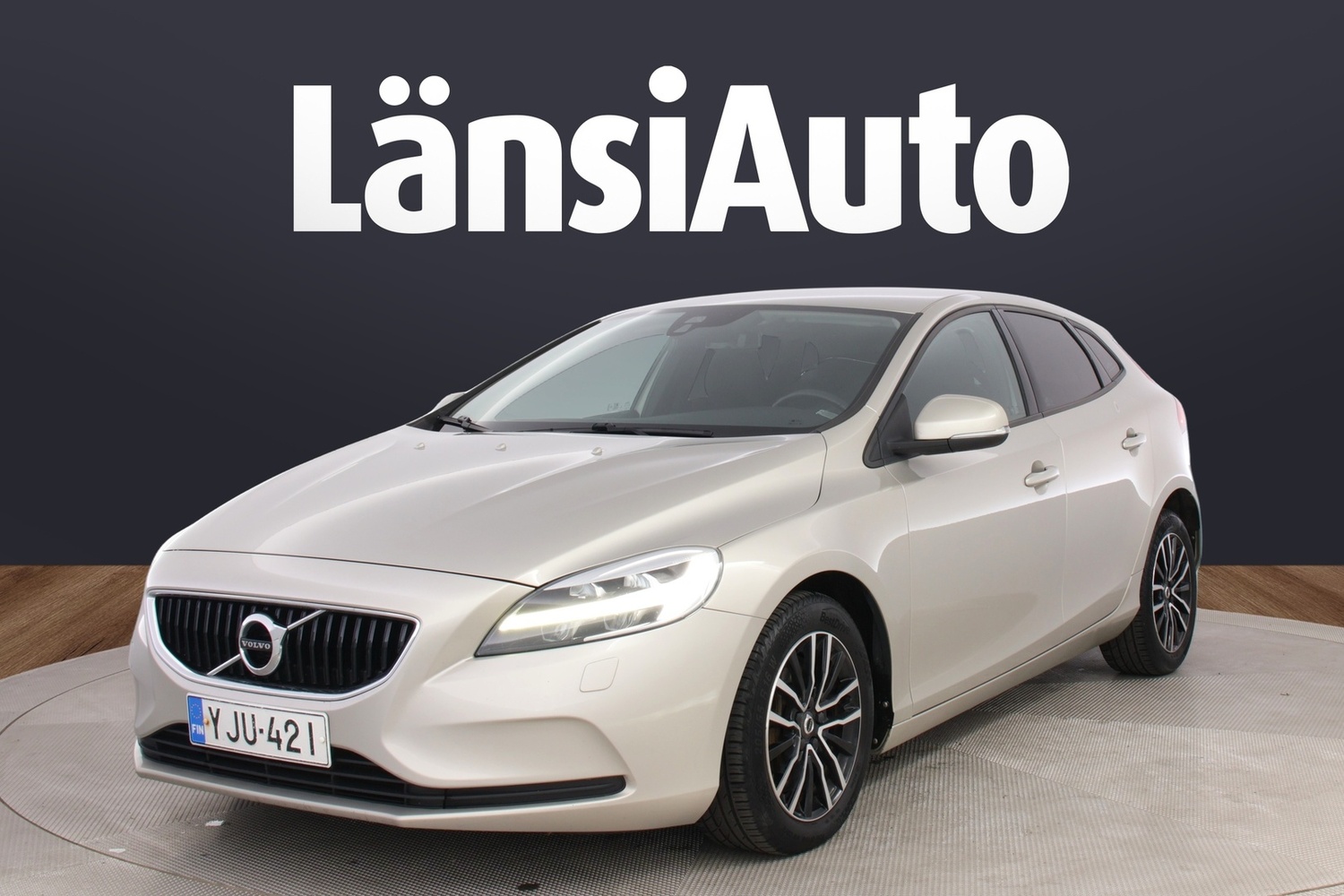 Volvo V40 vaihtoauto